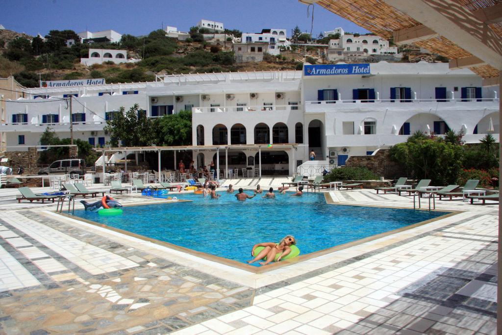 Armadoros Hotel / Ios Backpackers Экстерьер фото
