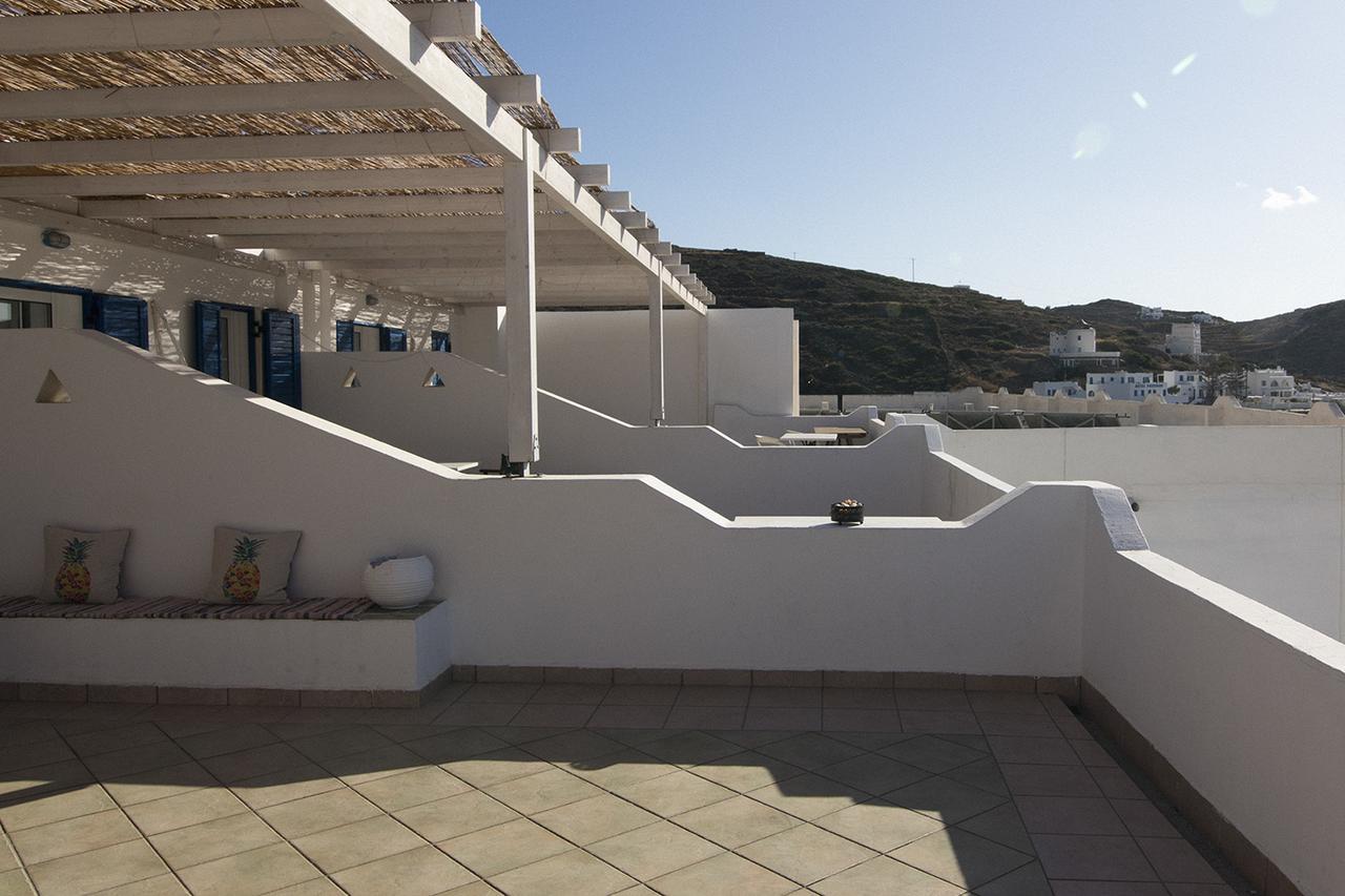 Armadoros Hotel / Ios Backpackers Экстерьер фото