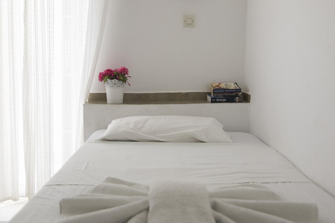 Armadoros Hotel / Ios Backpackers Экстерьер фото