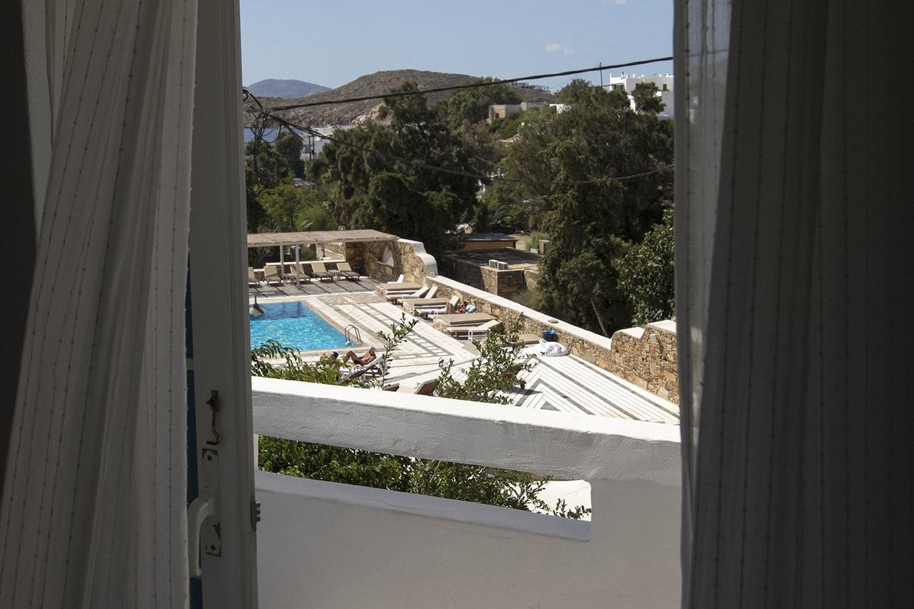 Armadoros Hotel / Ios Backpackers Экстерьер фото